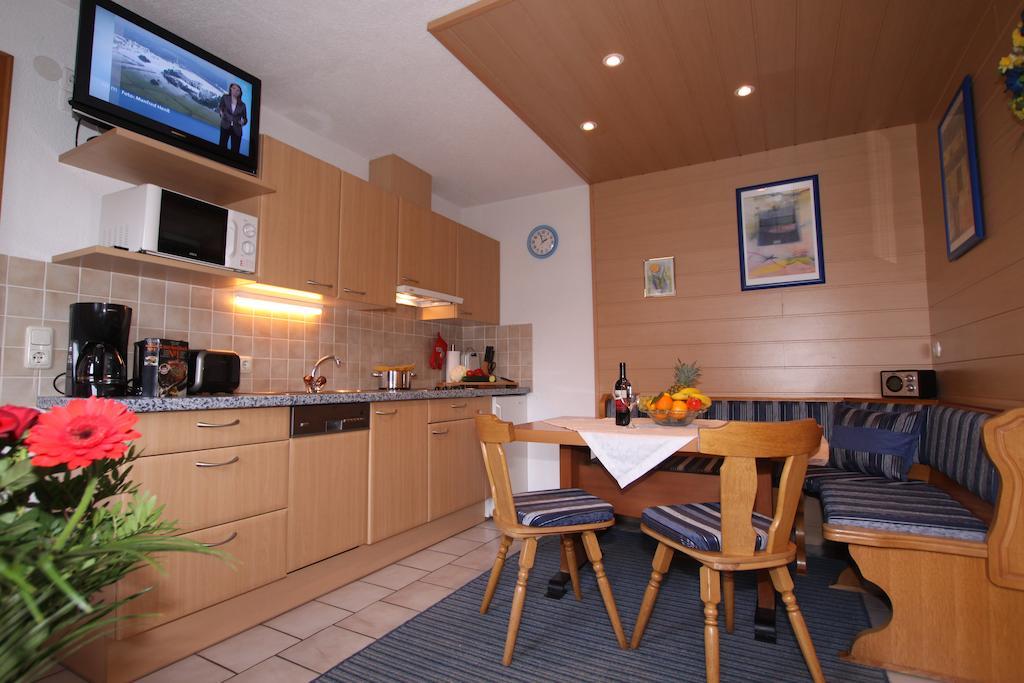 Ferienwohnung Haus Ladner See Zimmer foto